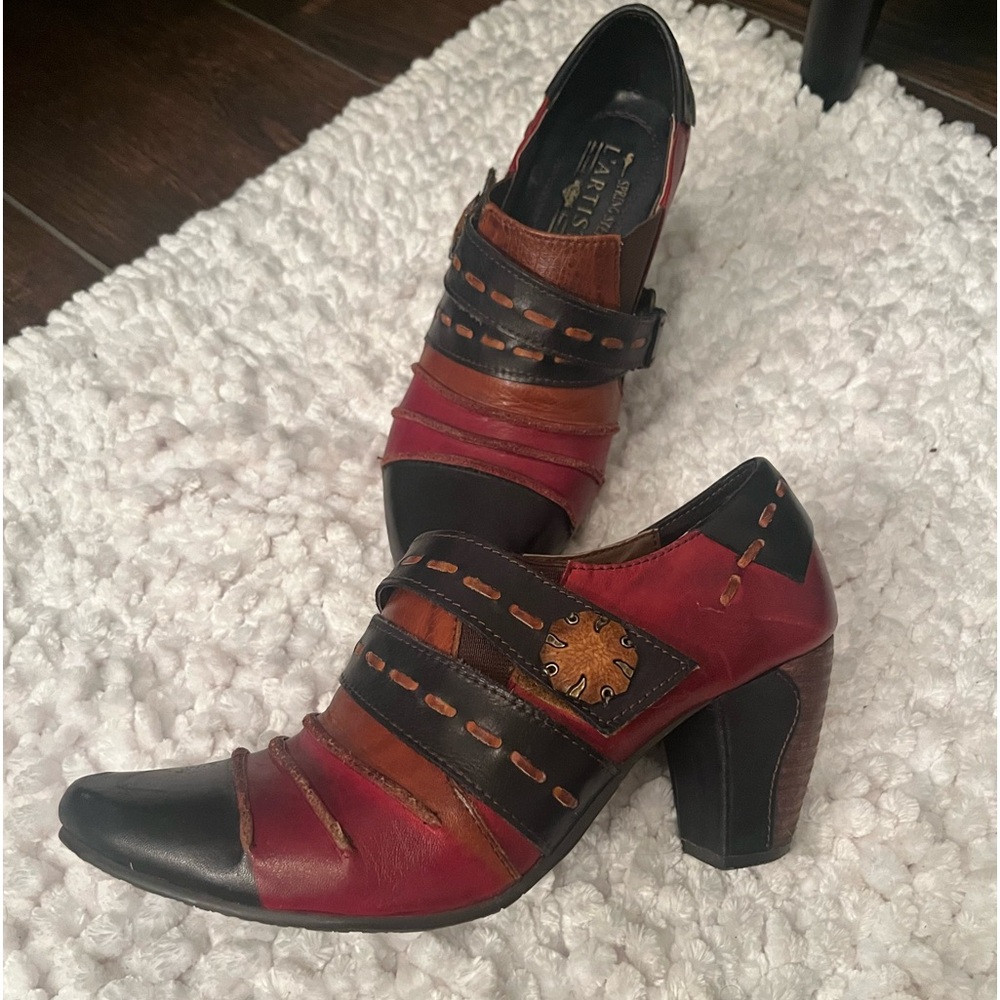 L’Artiste by SpringStep Wondrous. Excellent condition.